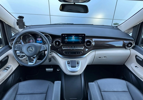 Mercedes-Benz Klasa V cena 369900 przebieg: 49095, rok produkcji 2021 z Puszczykowo małe 106